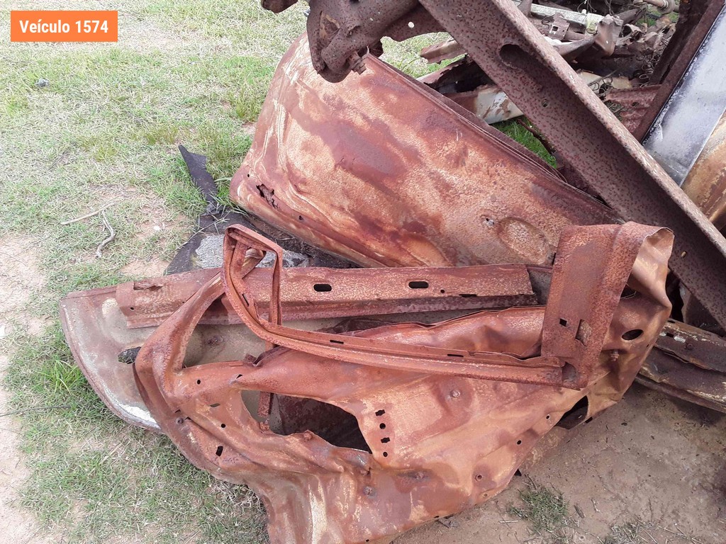 LOTE 0103 - Sucata<br />Sucata<br />Sucata<br />Sucata<br />Sucata<br>Sucata - IDA8127<br />IEG7458<br />IFC7400<br />IJB0041<br />IFJ2915<br>ICI8I97