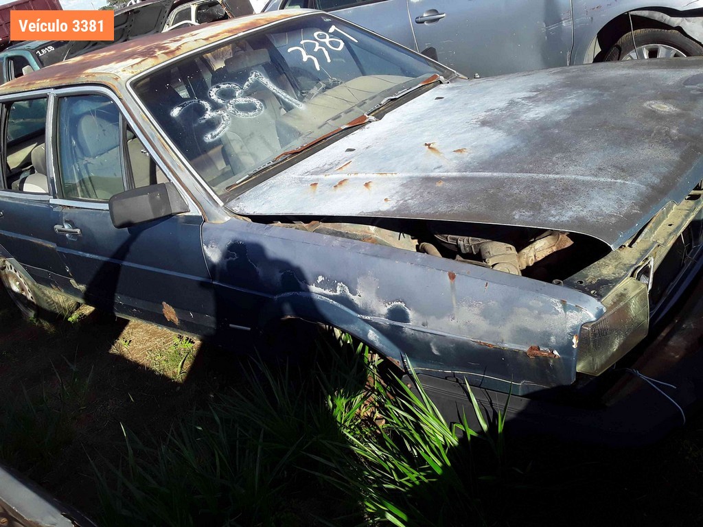 LOTE 0107 - Sucata<br />Sucata<br />Sucata<br />Sucata<br>Sucata - LBL0396<br />IQS0476<br />IAR0057<br />IIF2779<br>IKM1146