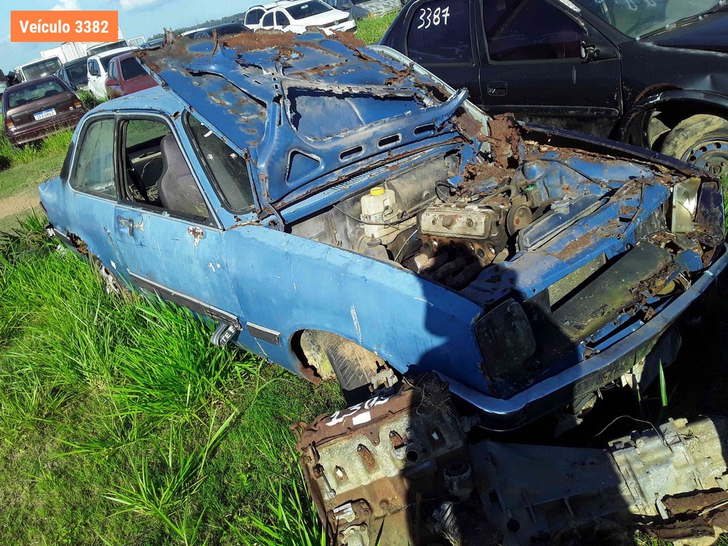 LOTE 0093 - Sucata<br />Sucata<br />Sucata<br />Sucata<br>Sucata - IFM2339<br />IBJ9449<br />IAW6784<br />IOD9468<br>MHF1J90