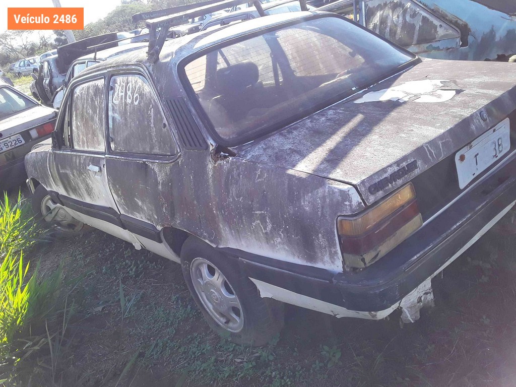 LOTE 0125 - Sucata<br />Sucata<br />Sucata<br />Sucata<br>Sucata - IAT3383<br />IPN4687<br />IHP2830<br />IBP5063<br>JAK2I31