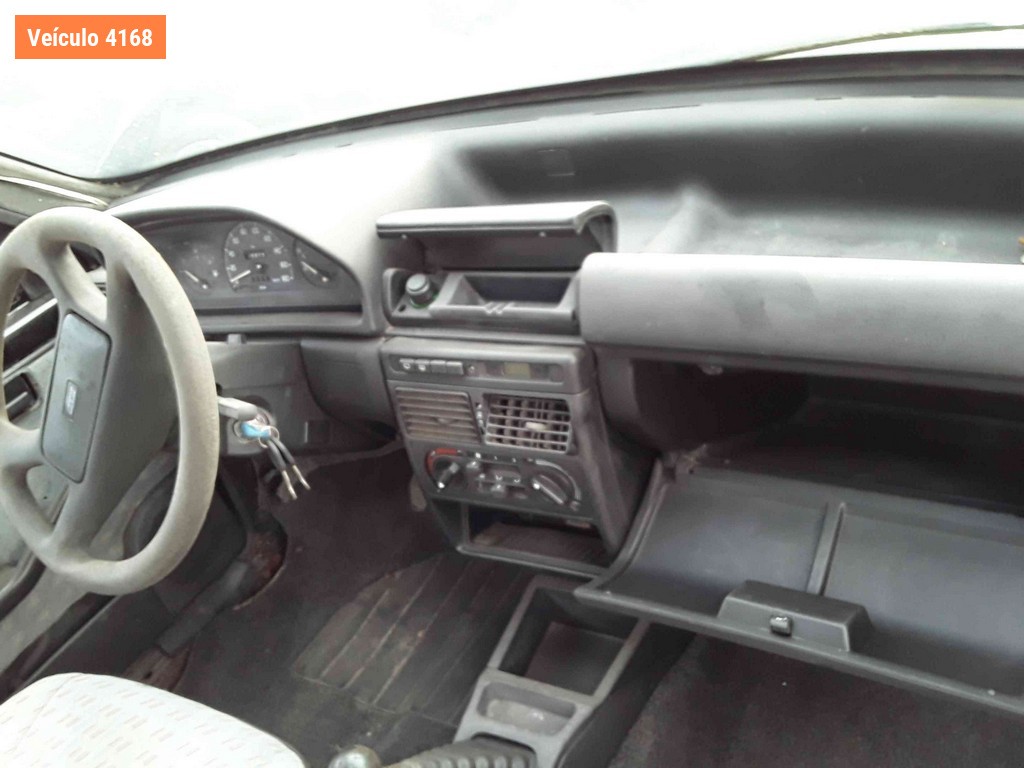 LOTE 0251 - Sucata<br />Sucata<br />Sucata<br>Sucata - BRE3121<br />IIZ6001<br />IFZ5H04<br>ICW3902