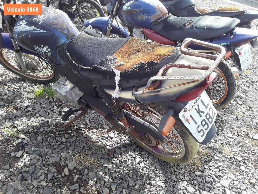 LOTE 0243 - Sucata<br />Sucata<br />Sucata<br />Sucata<br />Sucata<br>Sucata - IKL5982<br />INV1746<br />ILJ2010<br />IVQ3125<br />IOL1716<br>IRQ7I80