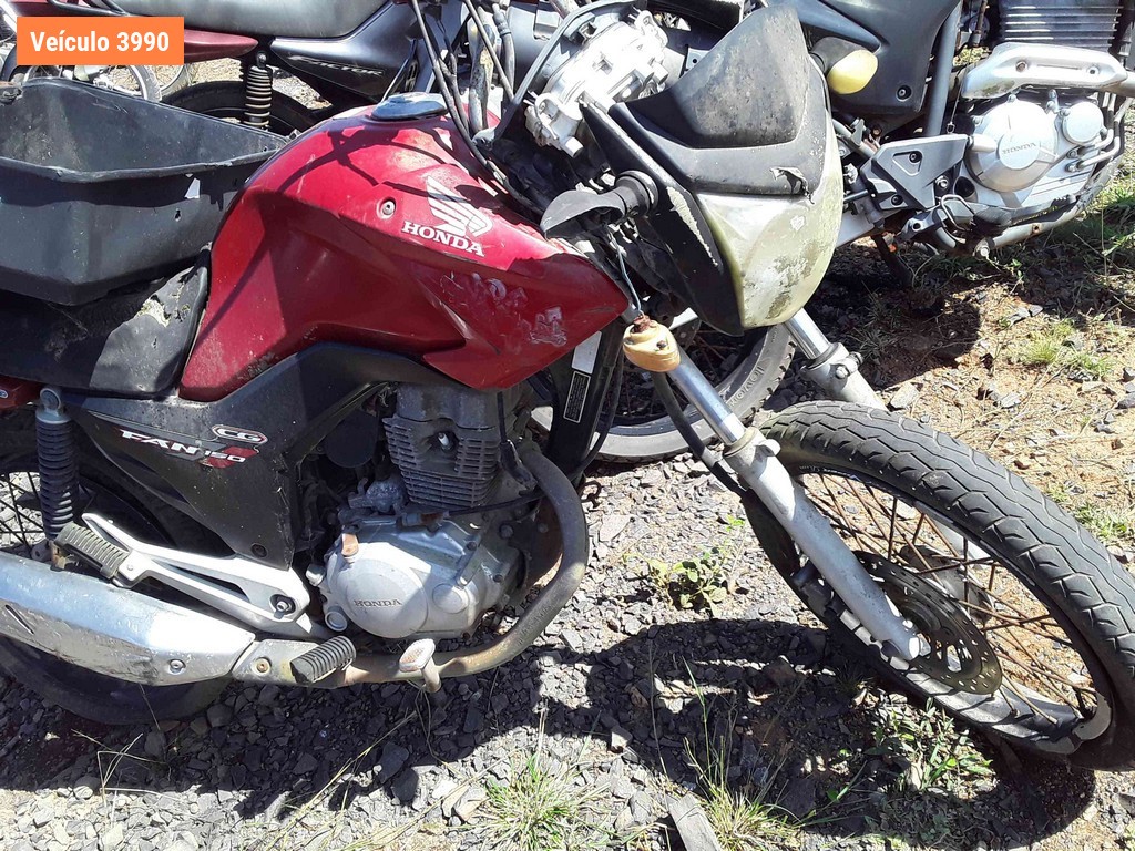 LOTE 0243 - Sucata<br />Sucata<br />Sucata<br />Sucata<br />Sucata<br>Sucata - IKL5982<br />INV1746<br />ILJ2010<br />IVQ3125<br />IOL1716<br>IRQ7I80
