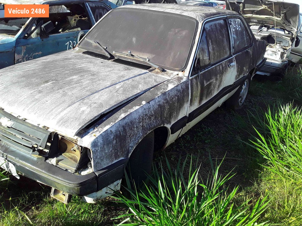 LOTE 0125 - Sucata<br />Sucata<br />Sucata<br />Sucata<br>Sucata - IAT3383<br />IPN4687<br />IHP2830<br />IBP5063<br>JAK2I31