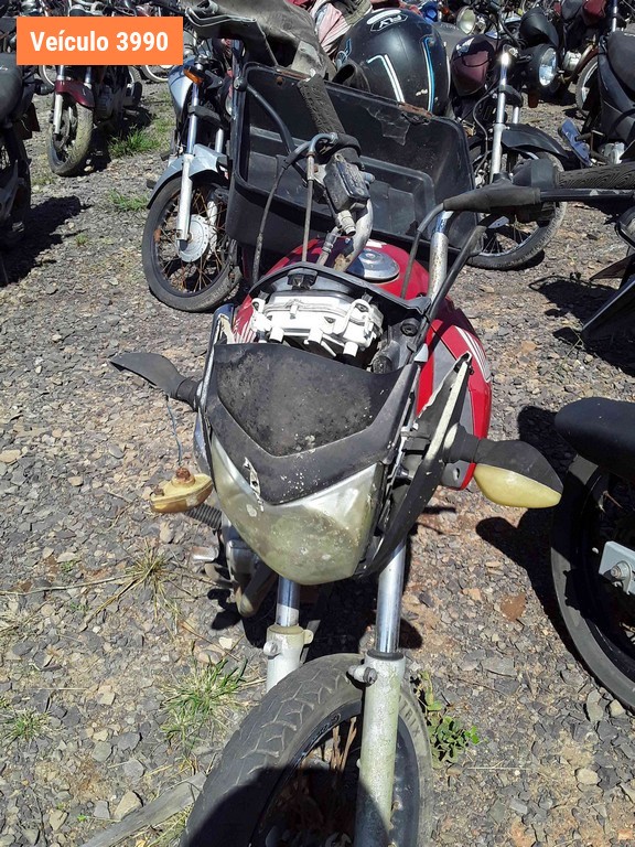 LOTE 0243 - Sucata<br />Sucata<br />Sucata<br />Sucata<br />Sucata<br>Sucata - IKL5982<br />INV1746<br />ILJ2010<br />IVQ3125<br />IOL1716<br>IRQ7I80