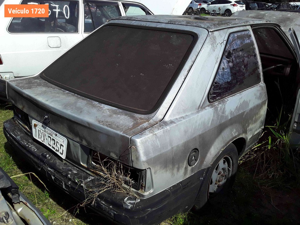 LOTE 0120 - Sucata<br />Sucata<br />Sucata<br />Sucata<br>Sucata - ICA1409<br />IGJ9426<br />LXM2245<br />IHV0250<br>IHB7649