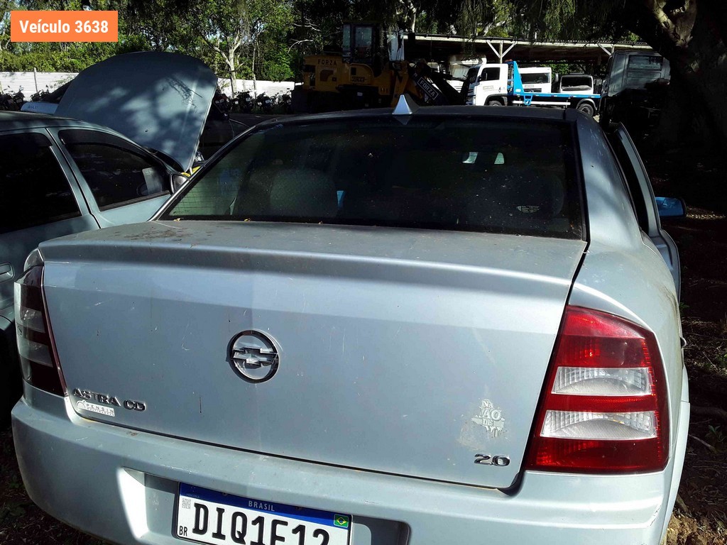 LOTE 0122 - Sucata<br>Sucata - ILL8G50<br>DIQ1F12