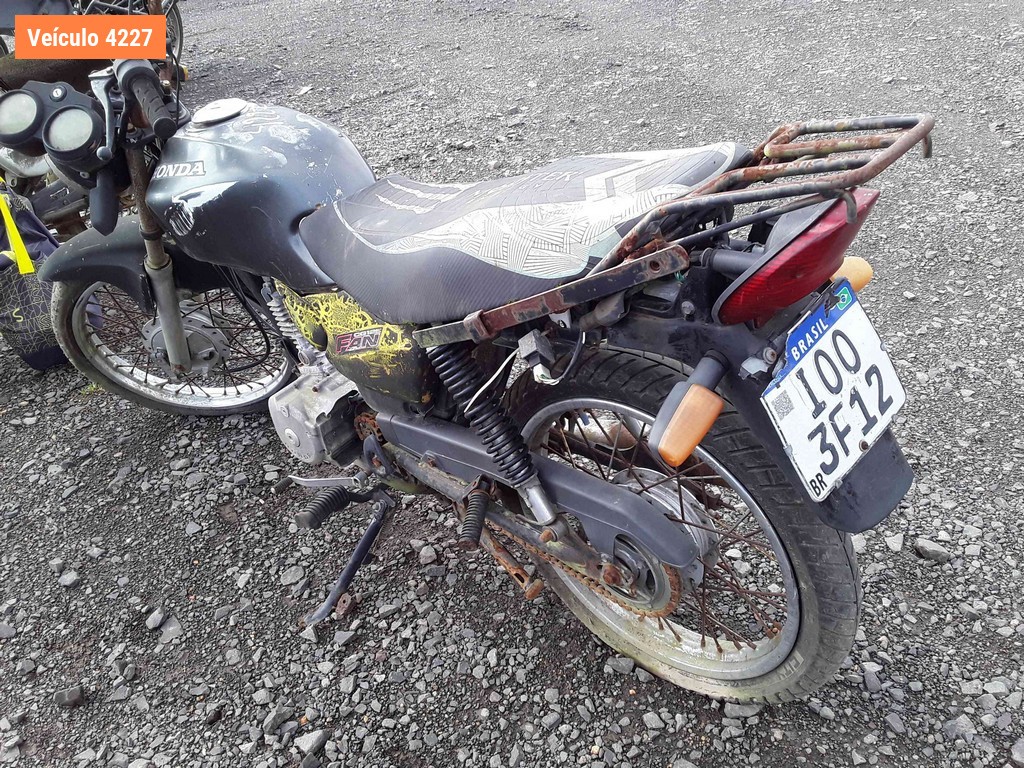 LOTE 0244 - Sucata<br />Sucata<br />Sucata<br />Sucata<br>Sucata - IMR5319<br />IOO3F12<br />JBR7I92<br />INV7243<br>JBM6A91