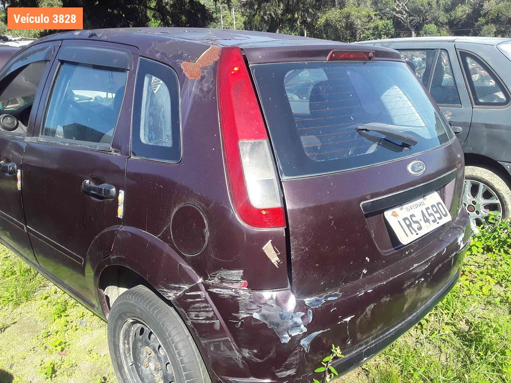 LOTE 0117 - Sucata<br />Sucata<br>Sucata - DAD5409<br />IFW7792<br>IRS4590
