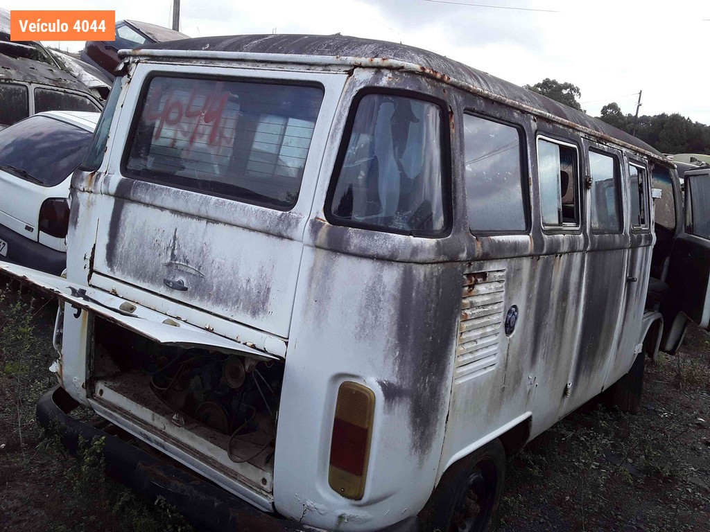 LOTE 0251 - Sucata<br />Sucata<br />Sucata<br>Sucata - BRE3121<br />IIZ6001<br />IFZ5H04<br>ICW3902