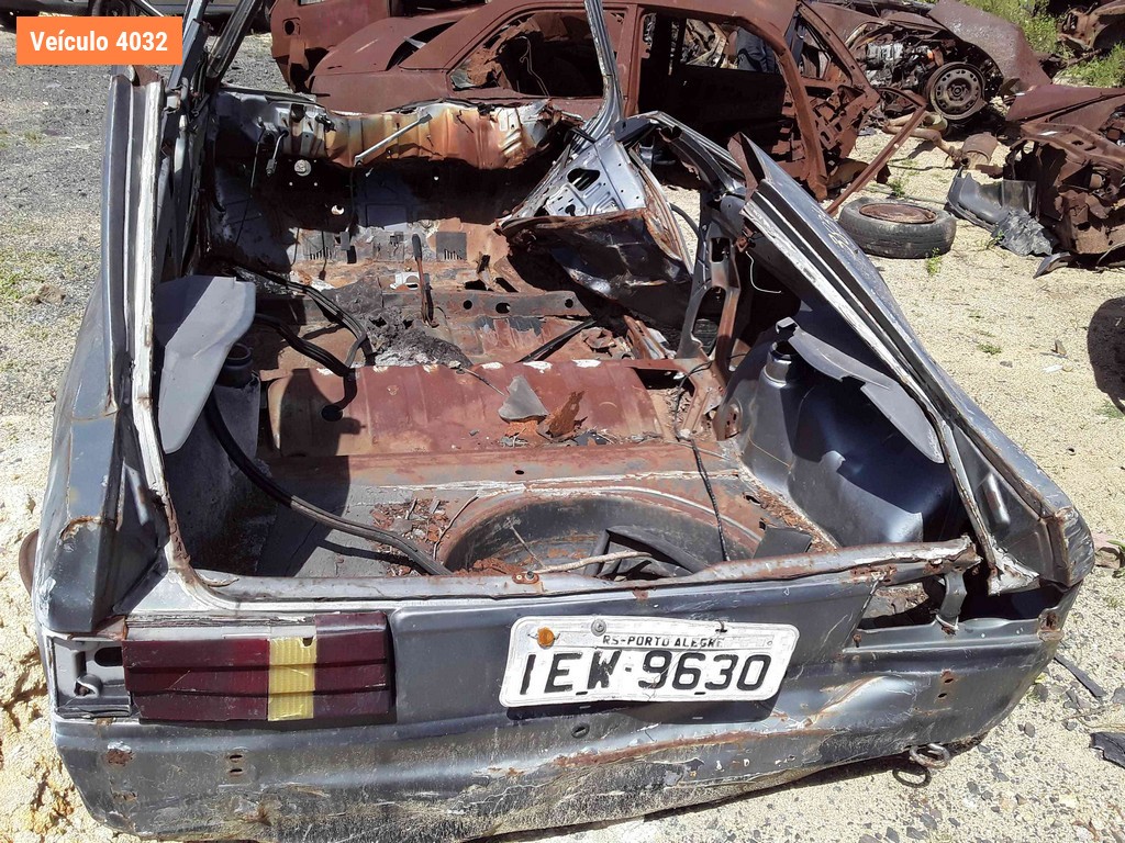 LOTE 0253 - Sucata<br />Sucata<br />Sucata<br>Sucata - LNK2592<br />IEK4415<br />IEW9630<br>IGA8J62