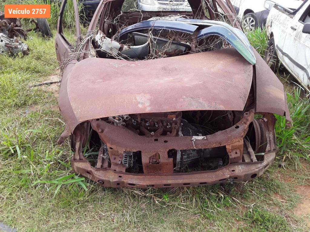 LOTE 0125 - Sucata<br />Sucata<br />Sucata<br />Sucata<br>Sucata - IAT3383<br />IPN4687<br />IHP2830<br />IBP5063<br>JAK2I31