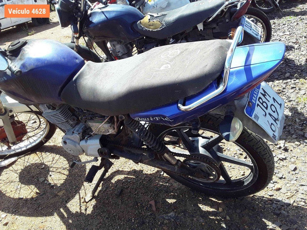LOTE 0244 - Sucata<br />Sucata<br />Sucata<br />Sucata<br>Sucata - IMR5319<br />IOO3F12<br />JBR7I92<br />INV7243<br>JBM6A91