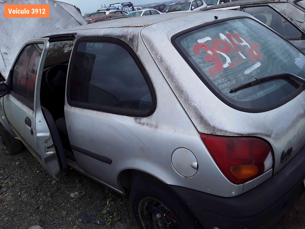 LOTE 0252 - Sucata<br />Sucata<br />Sucata<br />Sucata<br />Sucata<br>Sucata - BNF2320<br />AHM3955<br />HTY3917<br />IKT1683<br />ICO8813<br>IEI3E24