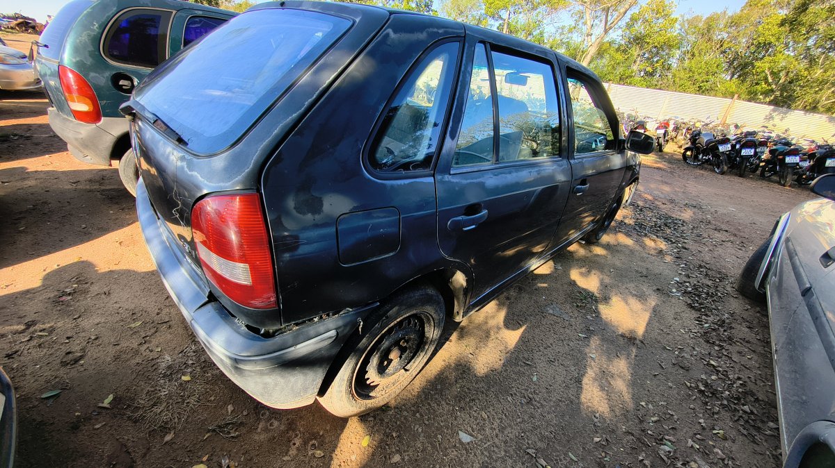 LOTE 0214 - Conservado - IKA7659