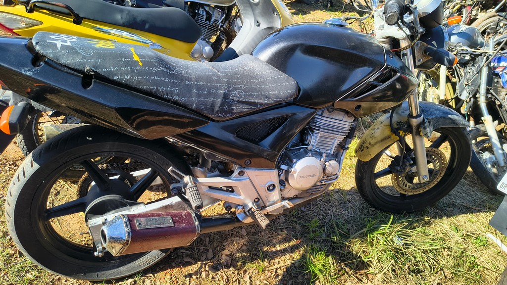 LOTE 0190 - Conservado - IOV7486