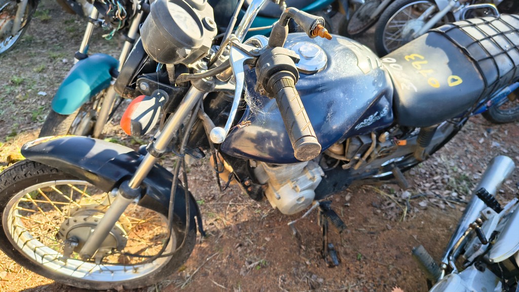 LOTE 0193 - Conservado - MIC3I64